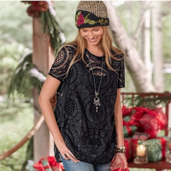 Sundance Tops - Sundance Crochet Lace Shadow Dance Tee Top Black Sheer Short Sleeve Size Small
